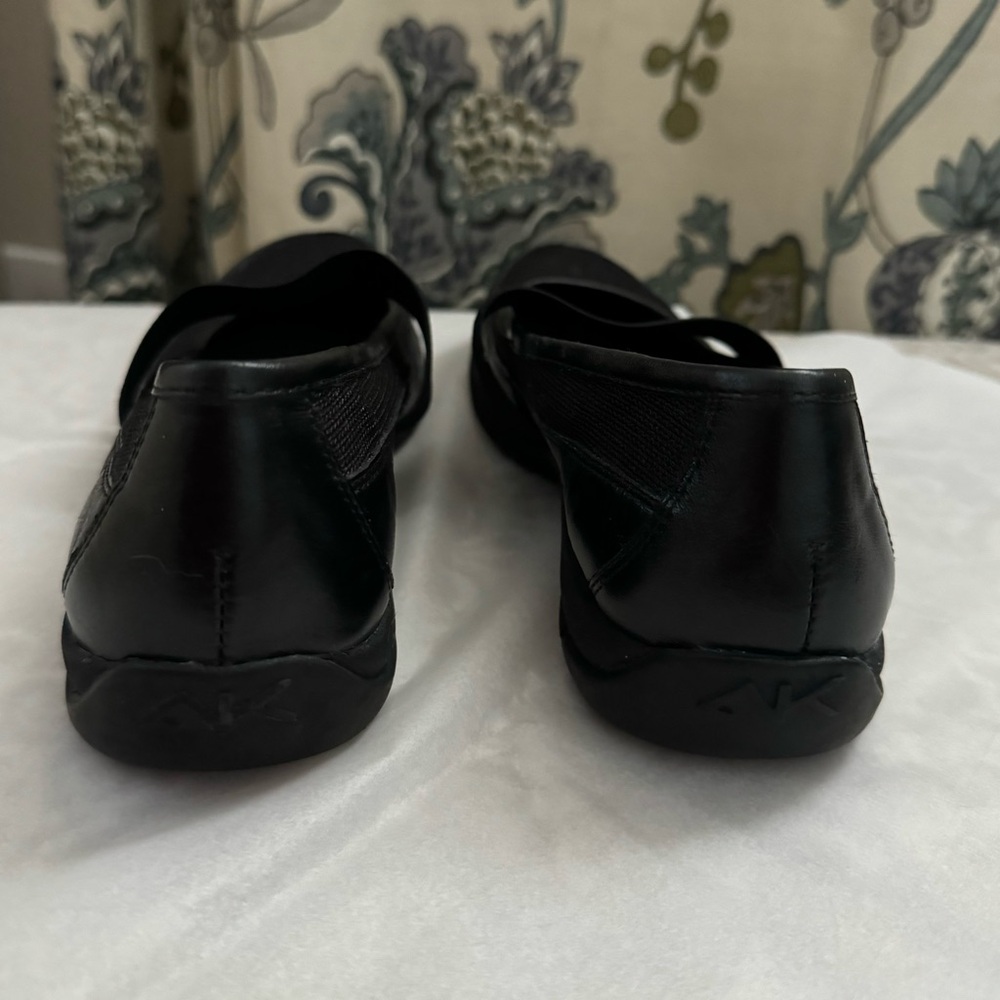 Anne Klein Sport Black Slip On Elastic Strap Mary Jane Loafers Size 7.5 M - Picture 7 of 9